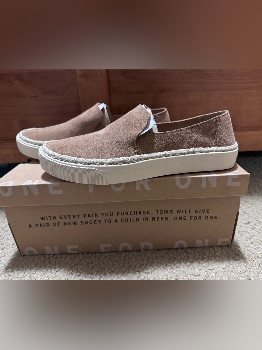 New TOMS Women’s Sunset Toffee Suede/Rope Slip-On Shoes Size 9 - Picture 4 of 7